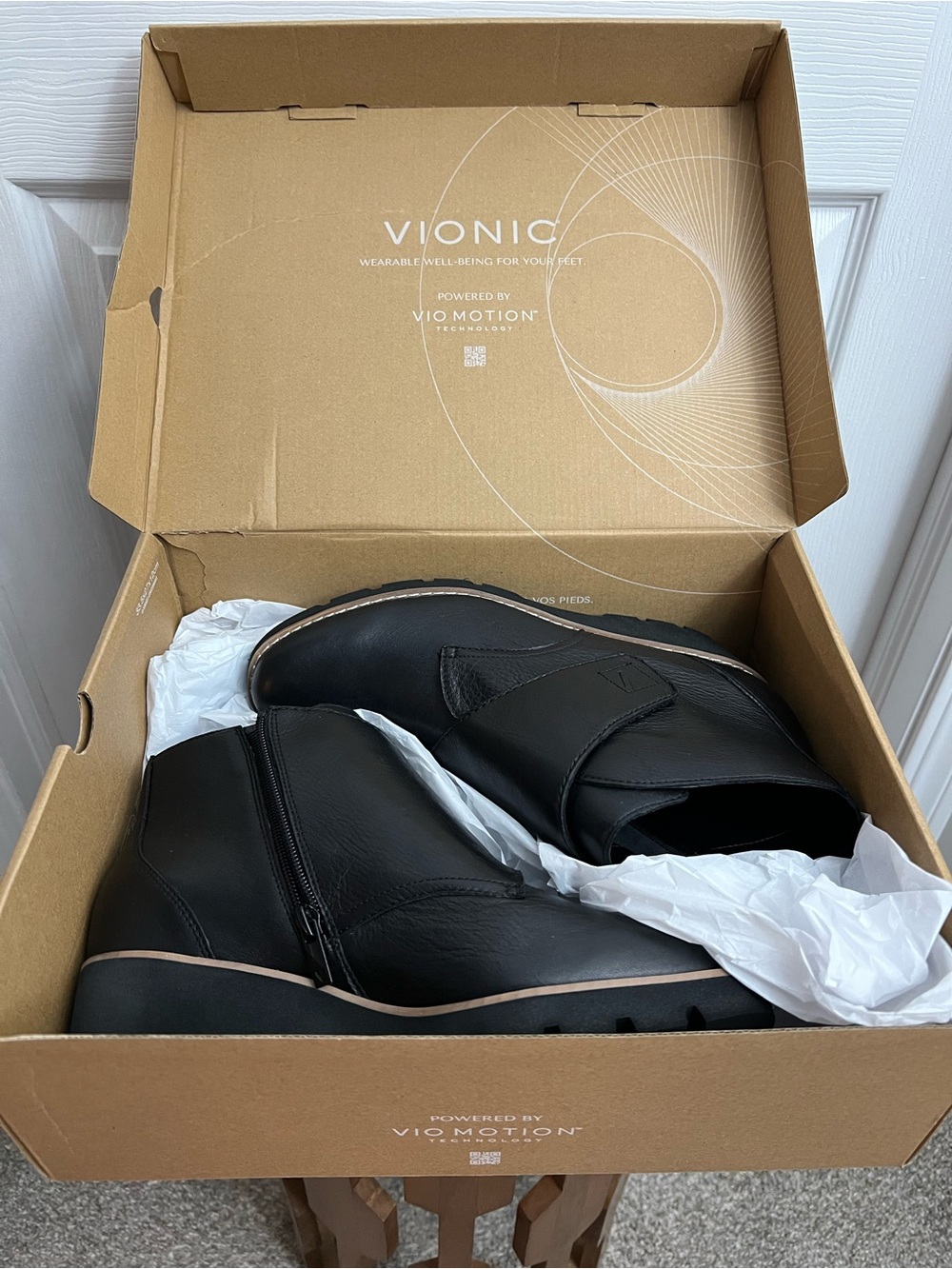 Vionic Abby Ankle Booties Black Leather Wedge